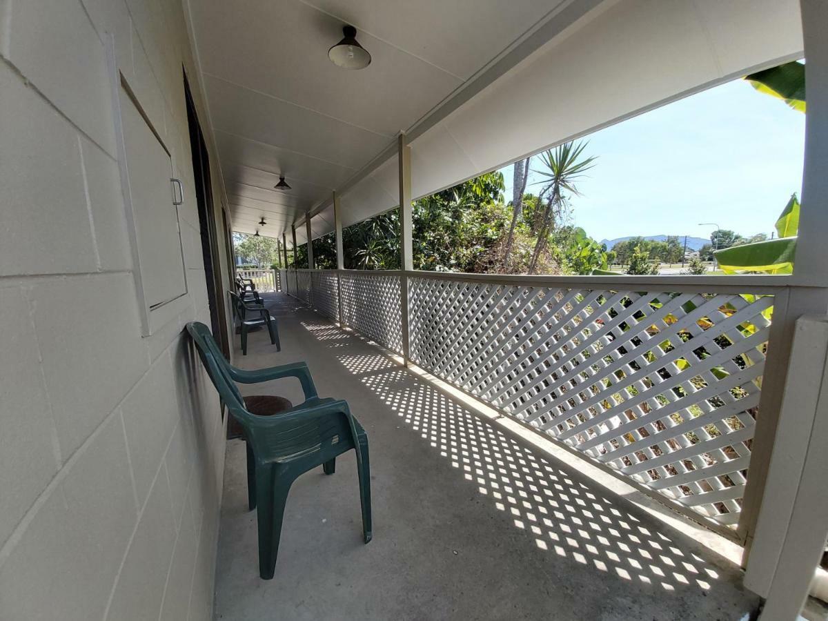 Motel Ingham Exterior photo